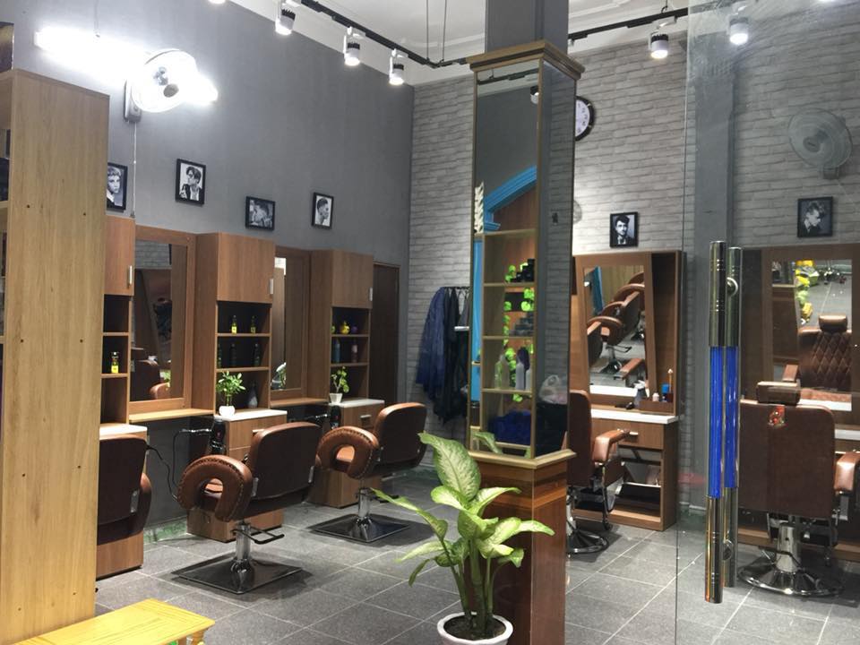 SALON NGUYỄN QUỐC